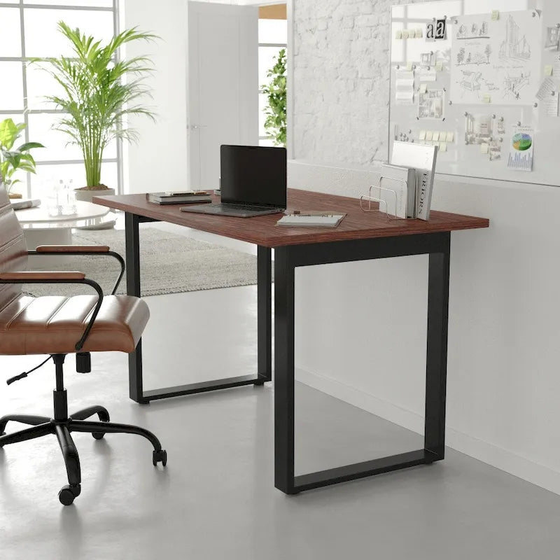 Table de conférence commerciale avec plateau stratifié et piètement en U